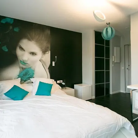 Guestready - Cozy And Luxurious Studio With Jacuzzi And Terrace! Διαμέρισμα Παρίσι